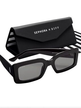 Sephora x DIFF Black Rectangular Sunglasses
